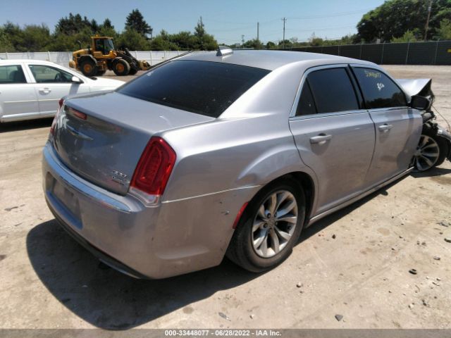 Photo 3 VIN: 2C3CCAAG7FH908623 - CHRYSLER 300 