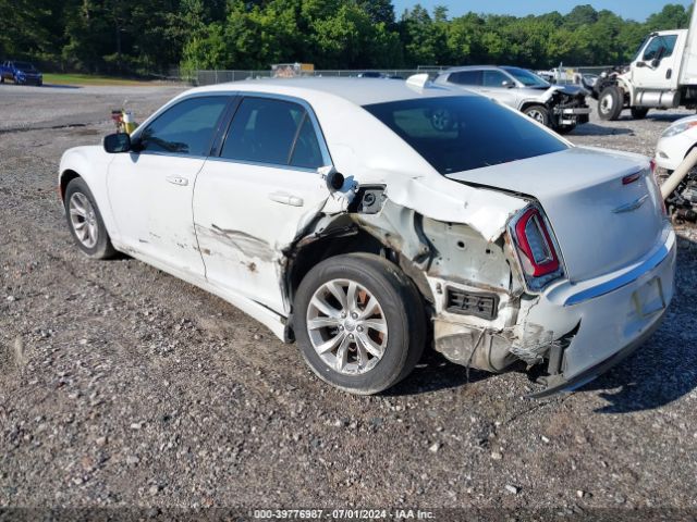 Photo 2 VIN: 2C3CCAAG7FH930864 - CHRYSLER 300 