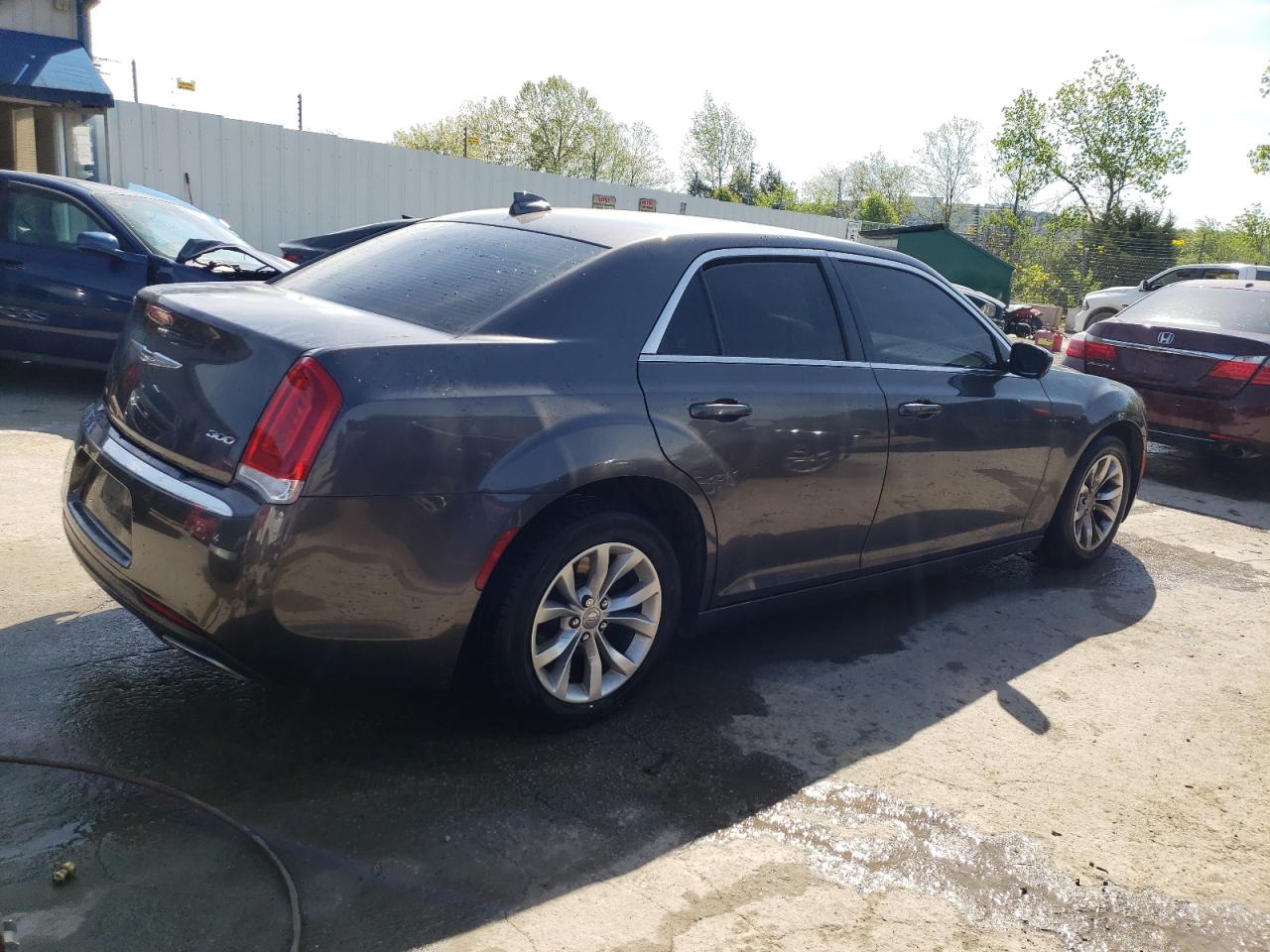 Photo 2 VIN: 2C3CCAAG7GH161610 - CHRYSLER 300 