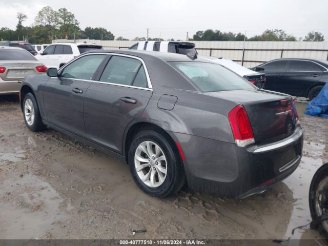 Photo 2 VIN: 2C3CCAAG7GH216895 - CHRYSLER 300 