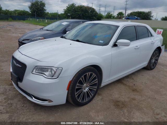 Photo 1 VIN: 2C3CCAAG7HH617882 - CHRYSLER 300 