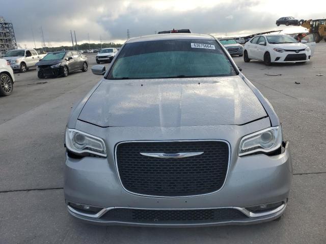 Photo 4 VIN: 2C3CCAAG7JH208979 - CHRYSLER 300 TOURIN 