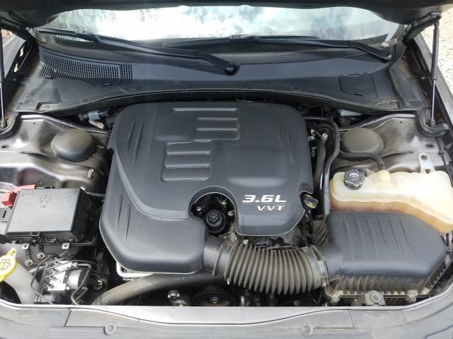 Photo 6 VIN: 2C3CCAAG7JH319970 - CHRYSLER 300 TOURIN 