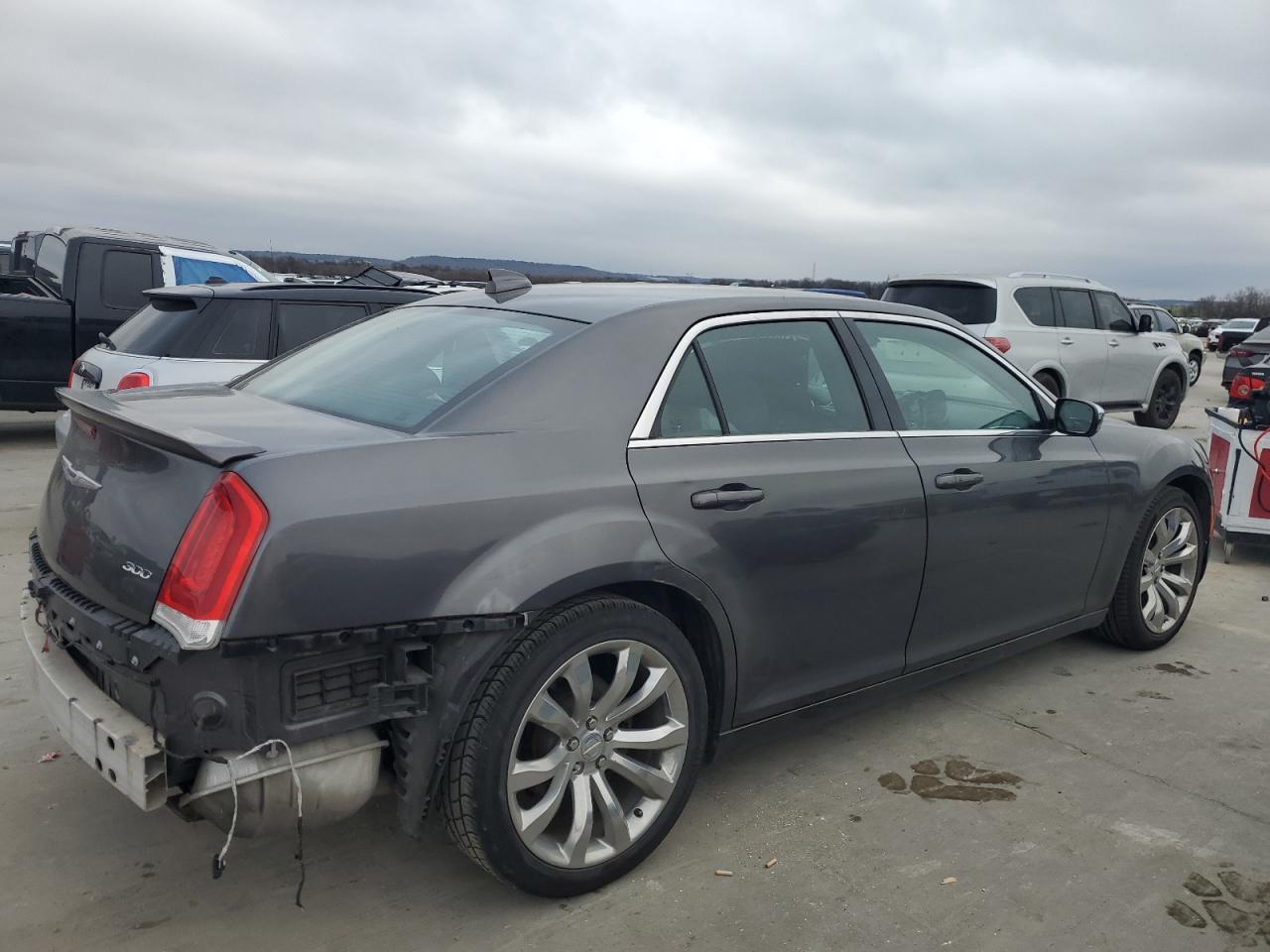 Photo 2 VIN: 2C3CCAAG7KH501041 - CHRYSLER 300 