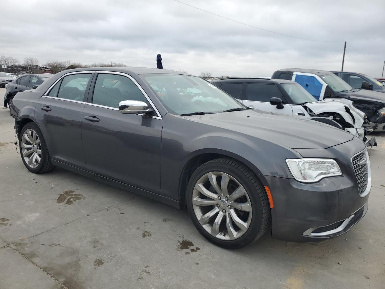 Photo 3 VIN: 2C3CCAAG7KH501041 - CHRYSLER 300 