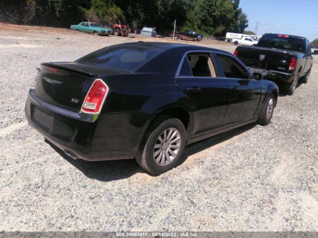 Photo 3 VIN: 2C3CCAAG8DH532897 - CHRYSLER 300 