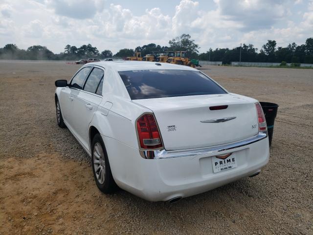 Photo 2 VIN: 2C3CCAAG8DH573451 - CHRYSLER 300 