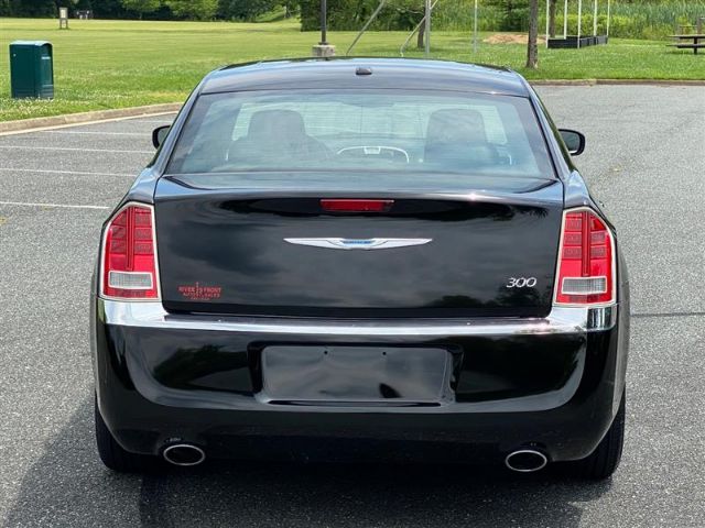 Photo 3 VIN: 2C3CCAAG8DH576706 - CHRYSLER 300 