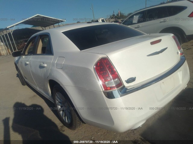 Photo 2 VIN: 2C3CCAAG8DH667829 - CHRYSLER 300 