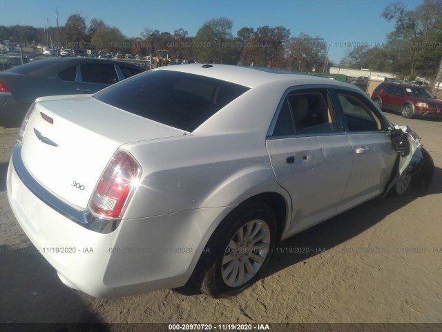 Photo 3 VIN: 2C3CCAAG8DH667829 - CHRYSLER 300 