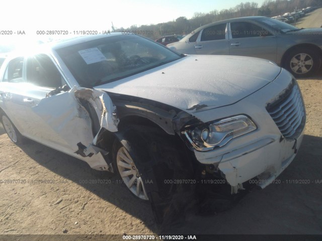 Photo 5 VIN: 2C3CCAAG8DH667829 - CHRYSLER 300 