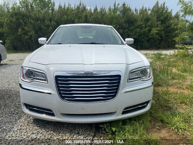 Photo 5 VIN: 2C3CCAAG8EH105771 - CHRYSLER 300 