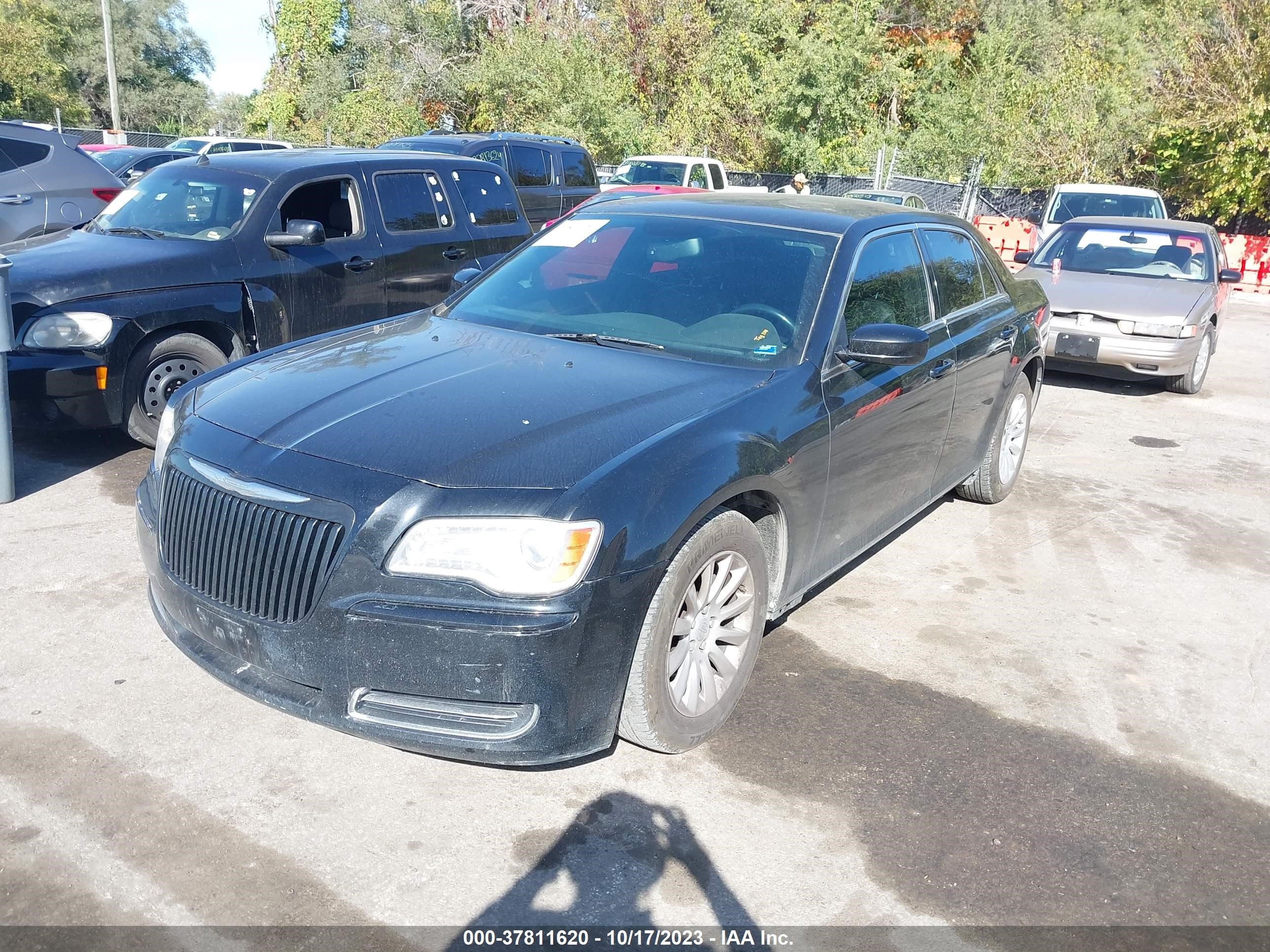 Photo 1 VIN: 2C3CCAAG8EH289092 - CHRYSLER 300 