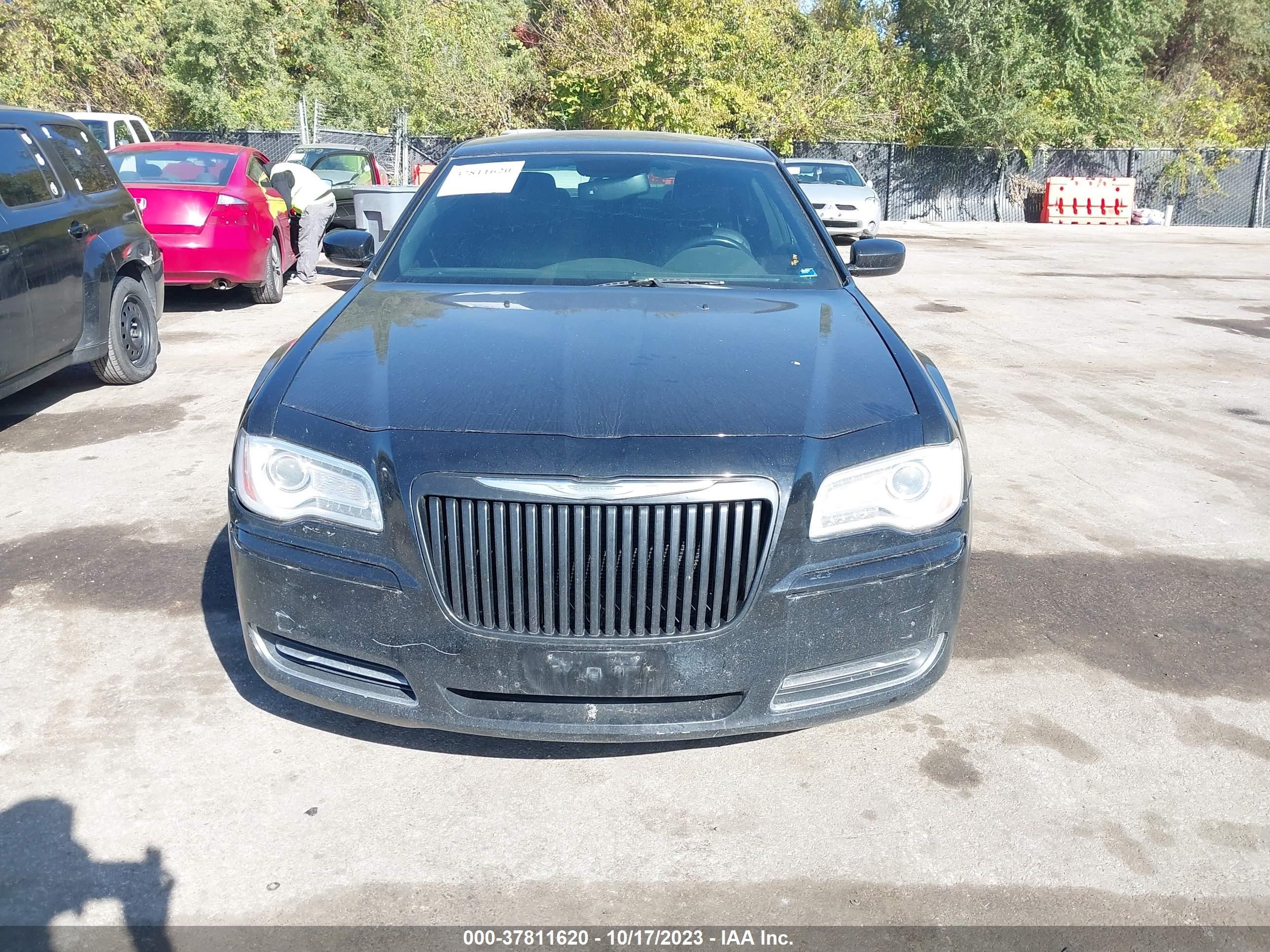 Photo 5 VIN: 2C3CCAAG8EH289092 - CHRYSLER 300 