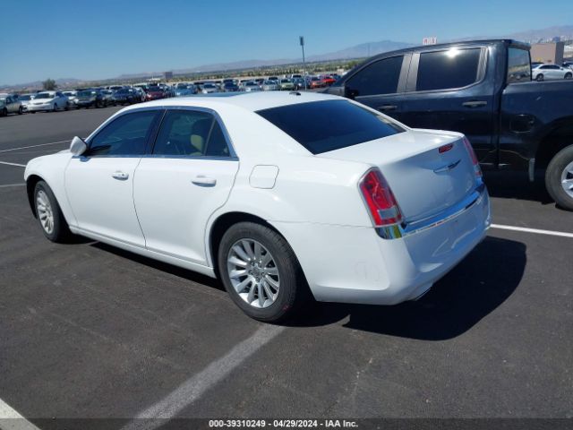 Photo 2 VIN: 2C3CCAAG8EH340400 - CHRYSLER 300 