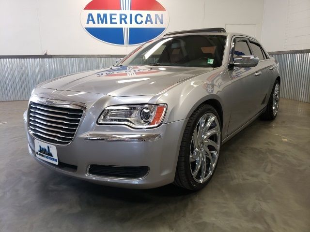 Photo 2 VIN: 2C3CCAAG8EH380539 - CHRYSLER 300 