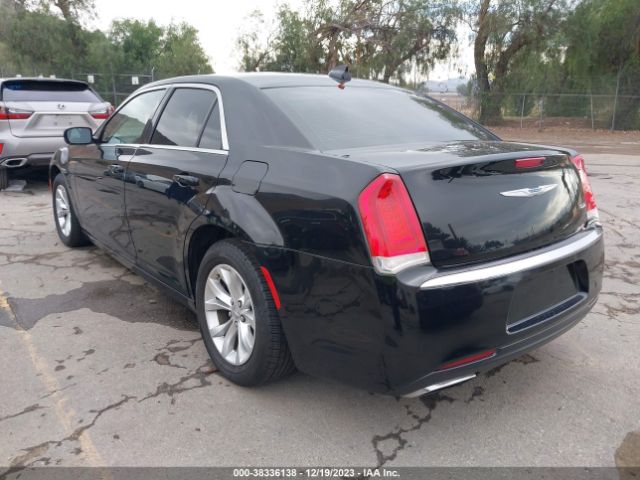 Photo 2 VIN: 2C3CCAAG8FH749501 - CHRYSLER 300 