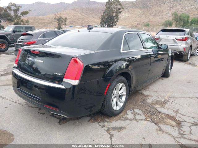 Photo 3 VIN: 2C3CCAAG8FH749501 - CHRYSLER 300 