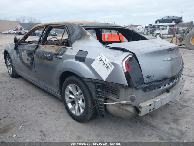 Photo 2 VIN: 2C3CCAAG8FH786712 - CHRYSLER 300 