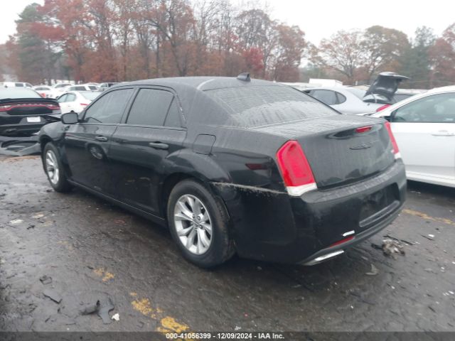 Photo 2 VIN: 2C3CCAAG8FH807168 - CHRYSLER 300 