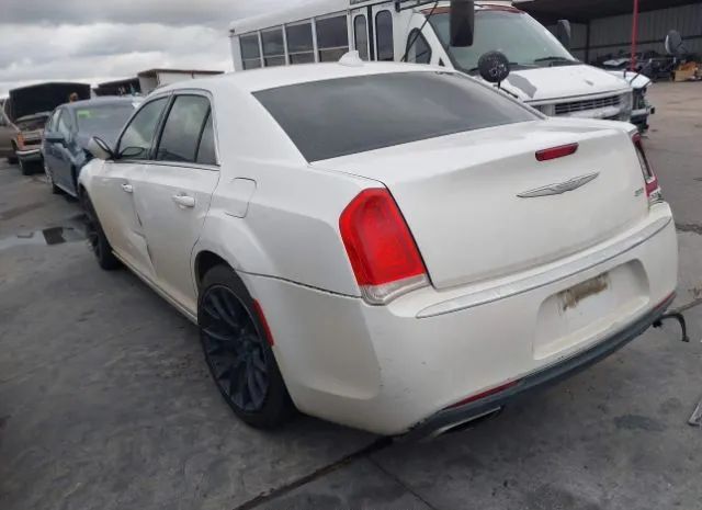 Photo 2 VIN: 2C3CCAAG8FH807736 - CHRYSLER 300 