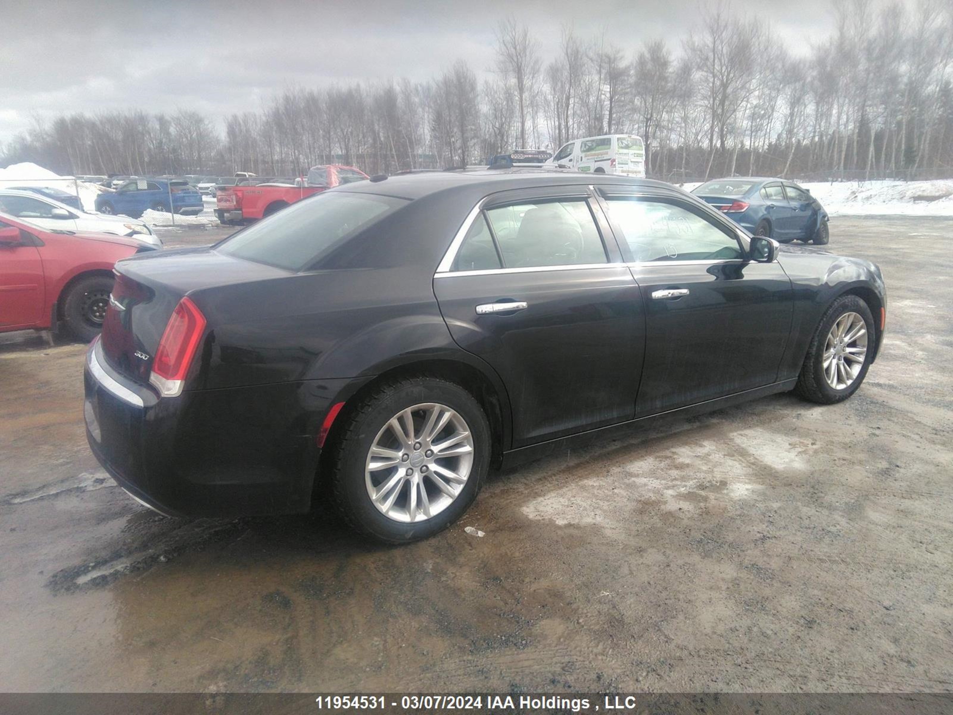 Photo 3 VIN: 2C3CCAAG8FH828537 - CHRYSLER 300 