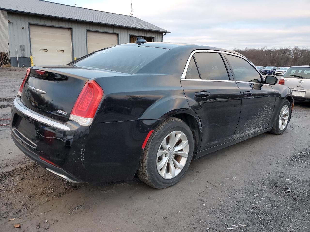 Photo 2 VIN: 2C3CCAAG8GH252420 - CHRYSLER 300 