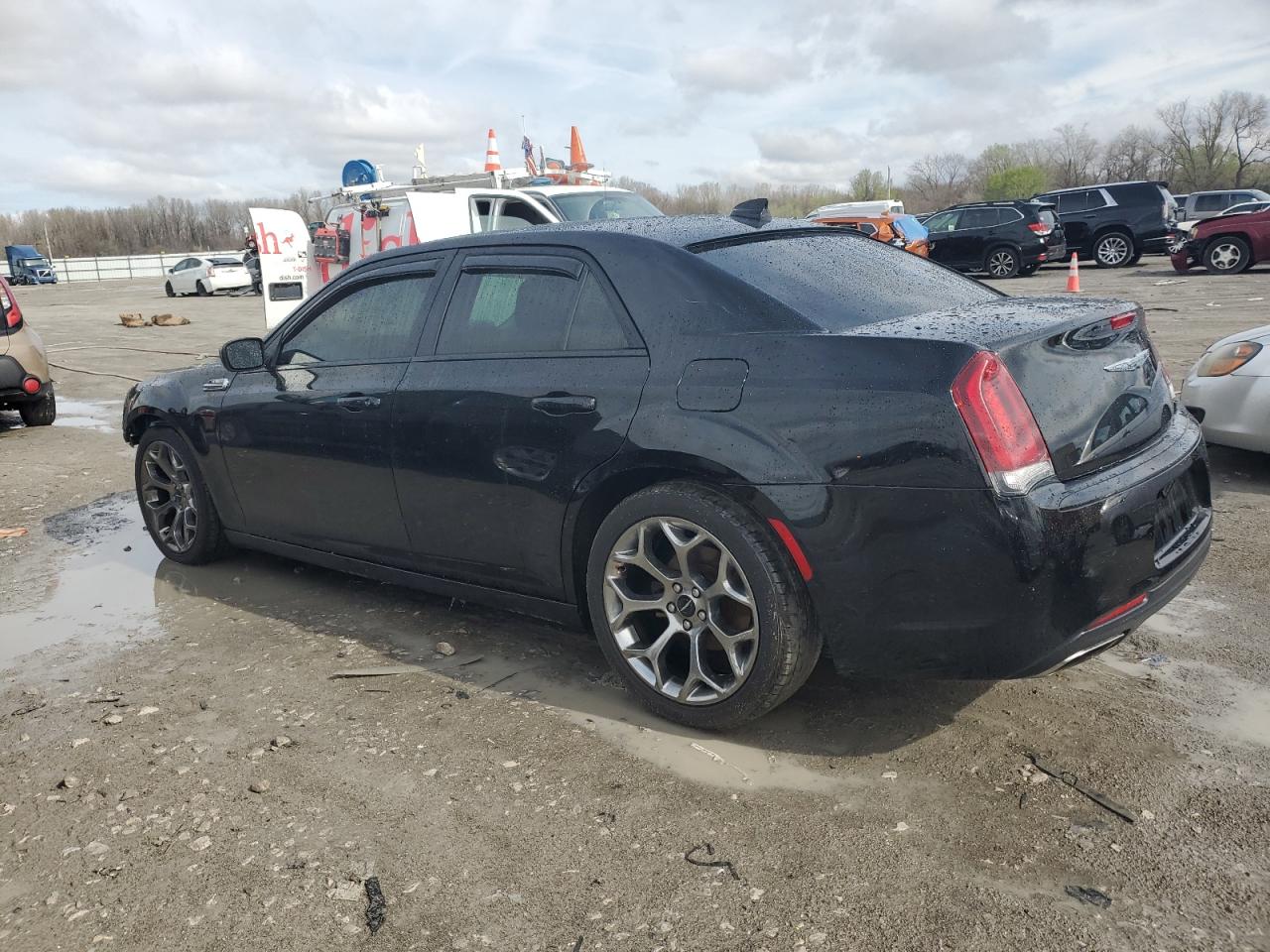 Photo 1 VIN: 2C3CCAAG8JH341153 - CHRYSLER 300 