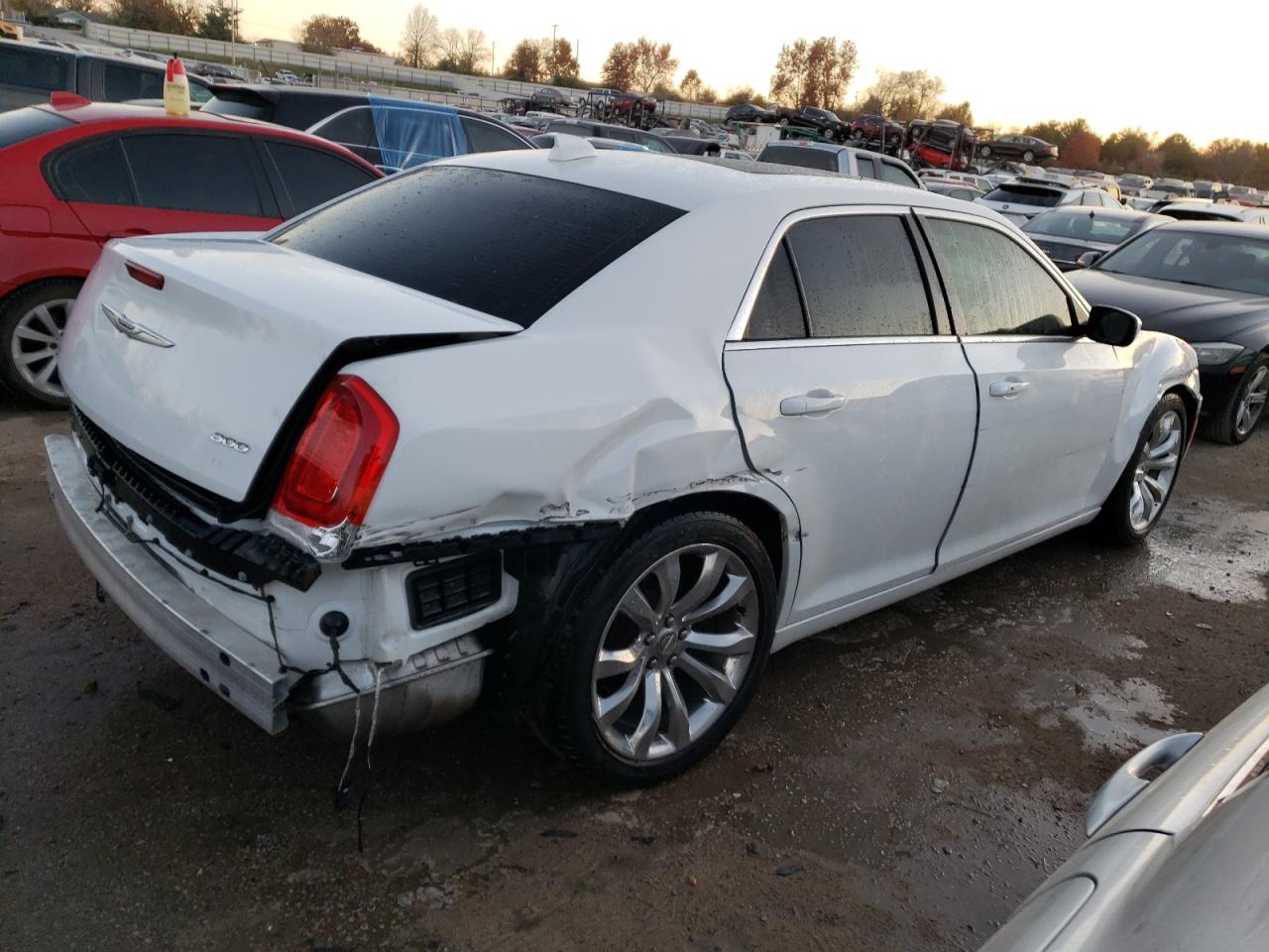 Photo 2 VIN: 2C3CCAAG8KH676012 - CHRYSLER 300 