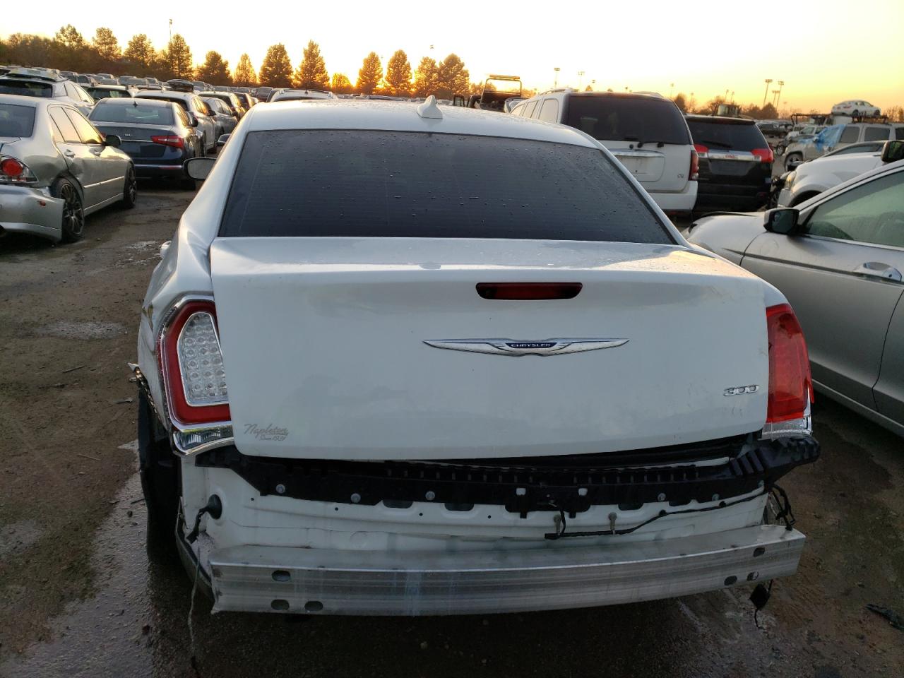 Photo 5 VIN: 2C3CCAAG8KH676012 - CHRYSLER 300 