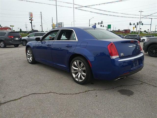 Photo 4 VIN: 2C3CCAAG8MH558173 - CHRYSLER 300 