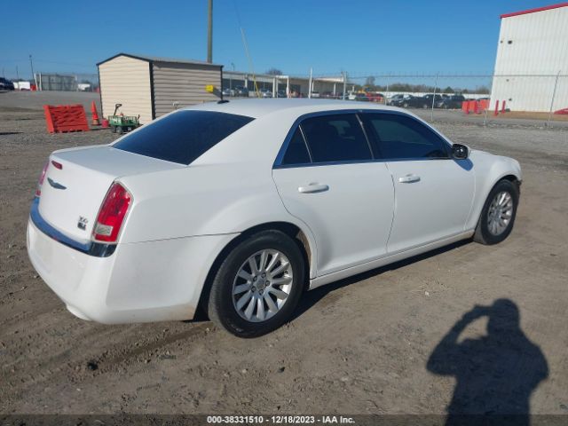 Photo 3 VIN: 2C3CCAAG9DH561633 - CHRYSLER 300 