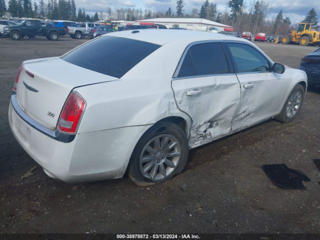 Photo 3 VIN: 2C3CCAAG9DH626593 - CHRYSLER 300 