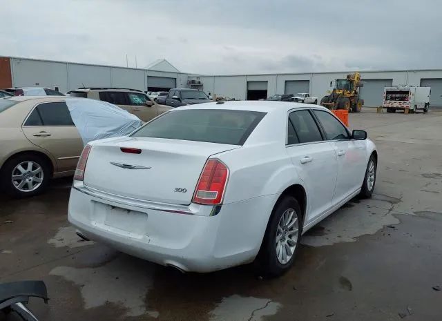 Photo 3 VIN: 2C3CCAAG9EH127441 - CHRYSLER 300 