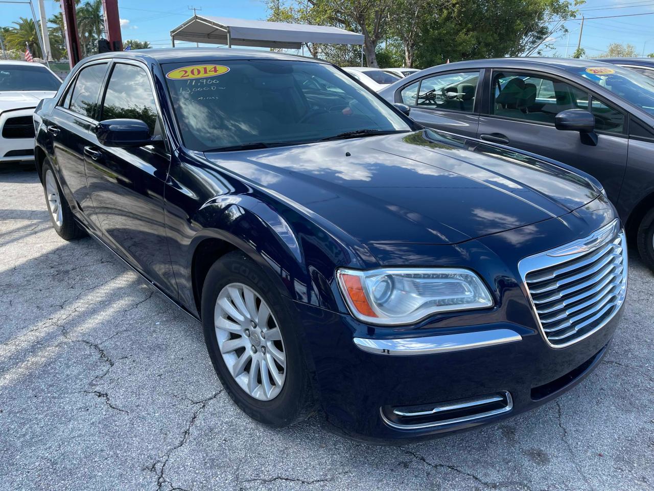 Photo 0 VIN: 2C3CCAAG9EH276514 - CHRYSLER 300 