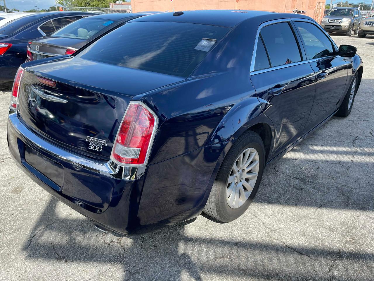 Photo 3 VIN: 2C3CCAAG9EH276514 - CHRYSLER 300 