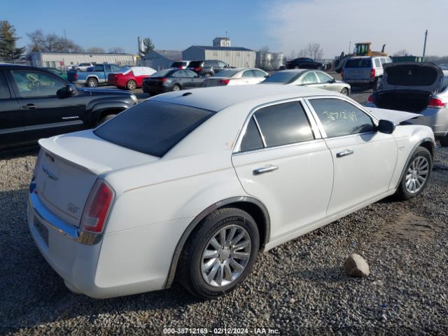 Photo 3 VIN: 2C3CCAAG9EH355715 - CHRYSLER 300 