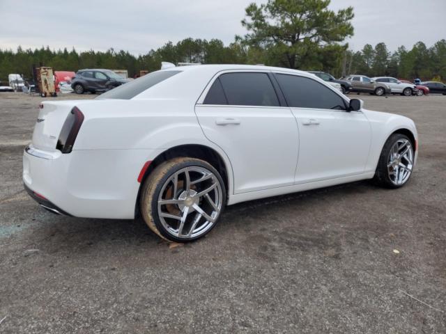 Photo 2 VIN: 2C3CCAAG9FH796715 - CHRYSLER 300 