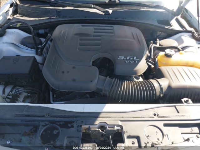 Photo 9 VIN: 2C3CCAAG9FH931997 - CHRYSLER 300 