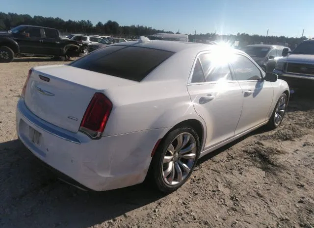 Photo 3 VIN: 2C3CCAAG9GH334432 - CHRYSLER 300 