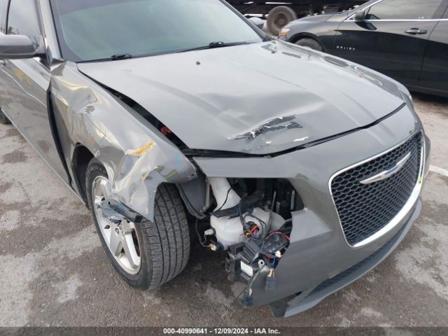 Photo 5 VIN: 2C3CCAAG9JH117860 - CHRYSLER 300 