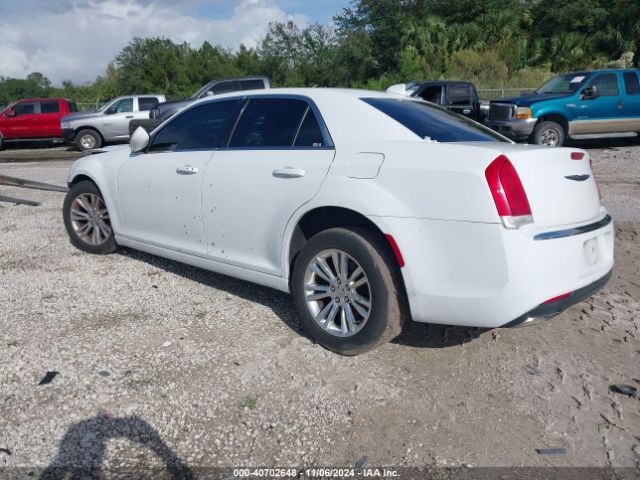 Photo 2 VIN: 2C3CCAAG9JH168209 - CHRYSLER 300 