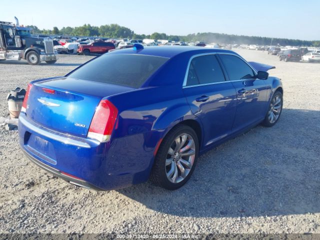 Photo 3 VIN: 2C3CCAAG9JH231549 - CHRYSLER 300 