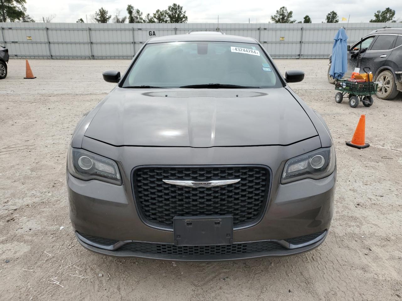 Photo 4 VIN: 2C3CCAAG9KH590532 - CHRYSLER 300 