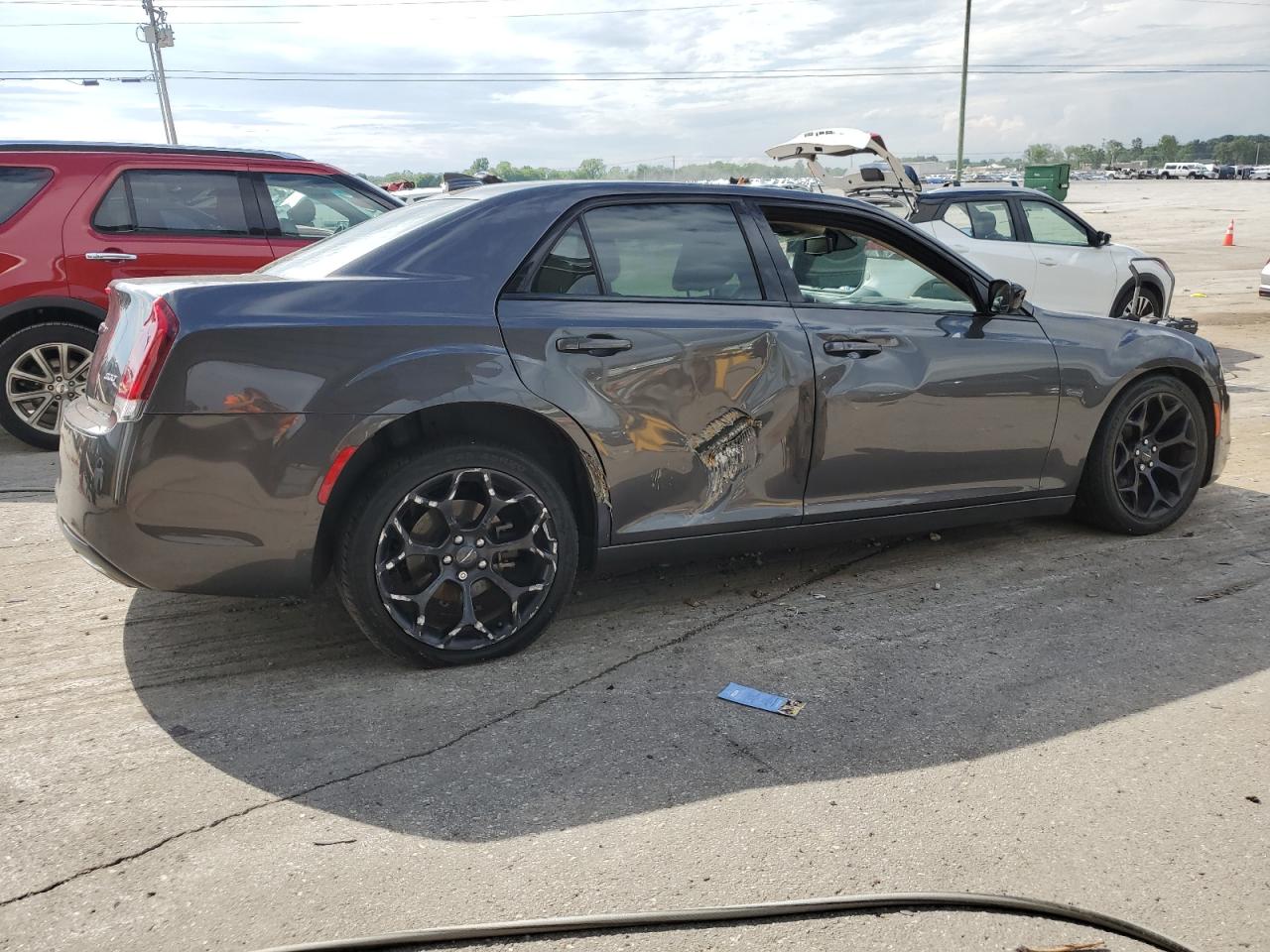 Photo 2 VIN: 2C3CCAAG9KH613551 - CHRYSLER 300 