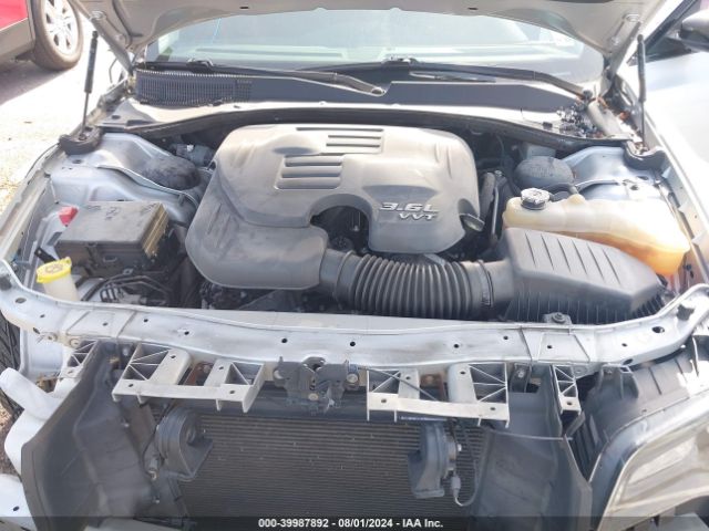 Photo 9 VIN: 2C3CCAAG9LH137528 - CHRYSLER 300 