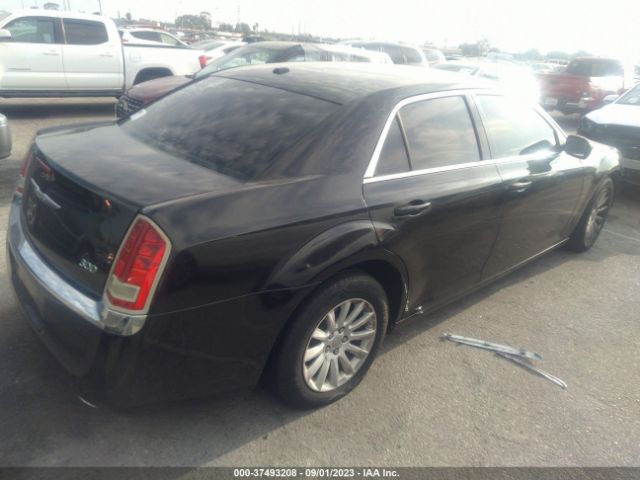 Photo 3 VIN: 2C3CCAAGXDH527118 - CHRYSLER 300 