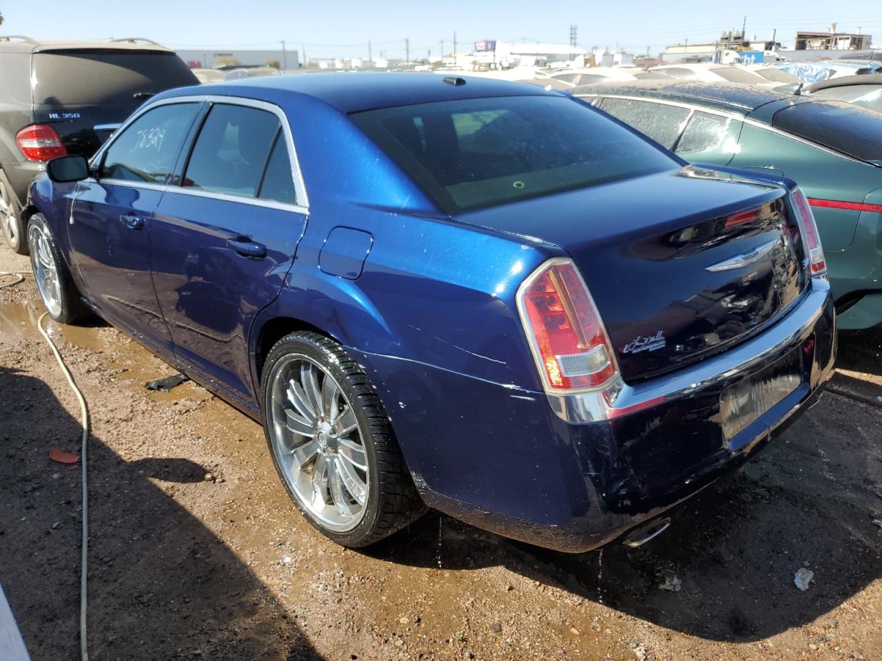 Photo 1 VIN: 2C3CCAAGXDH561494 - CHRYSLER 300 