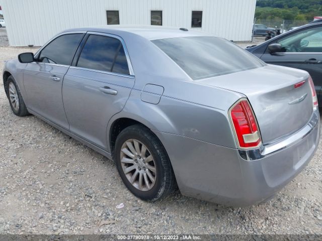 Photo 2 VIN: 2C3CCAAGXDH572317 - CHRYSLER 300 