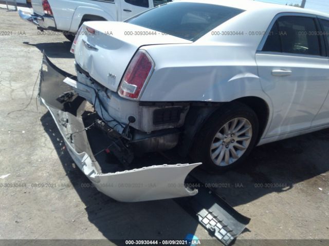 Photo 5 VIN: 2C3CCAAGXEH380557 - CHRYSLER 300 